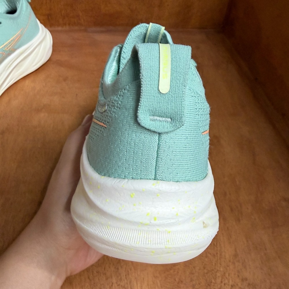 ASICS GEL-Nimbus 26 Running Shoes Womens Size 9 Light Celadon Sneaker 1012B601 - Picture 10 of 16